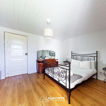 Desassossego Suites Moncao Bagian luar foto