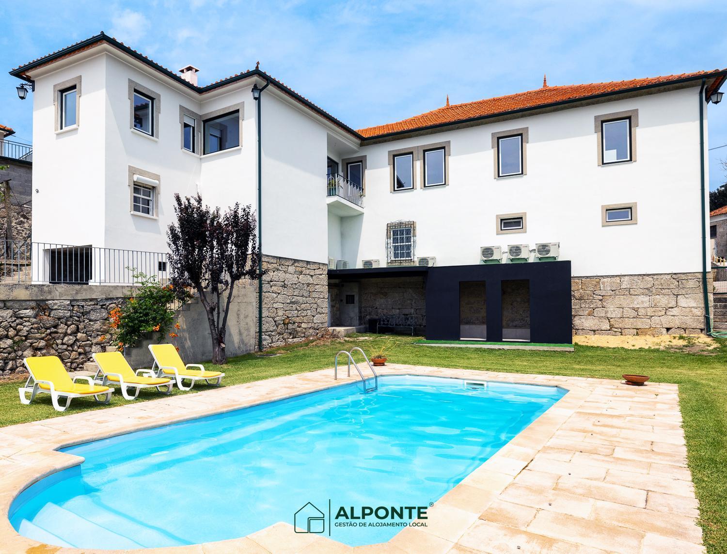 Desassossego Suites Moncao Bagian luar foto
