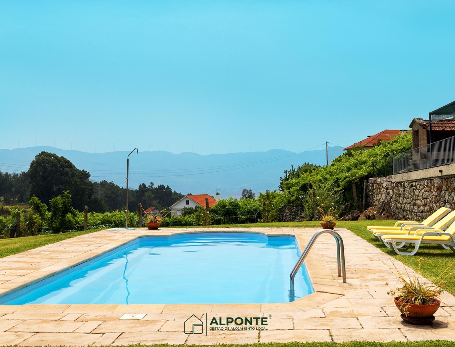 Desassossego Suites Moncao Bagian luar foto