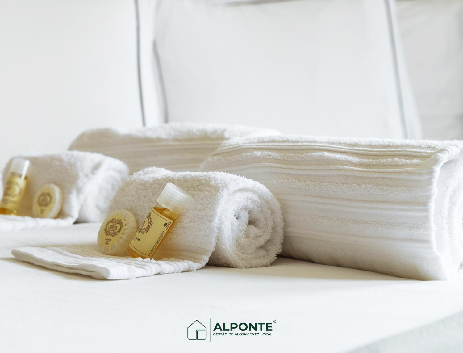 Desassossego Suites Moncao Bagian luar foto